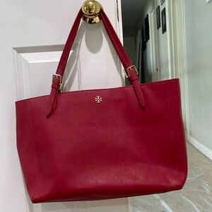 Used Tory Burch tote. Perfect for office. Red color